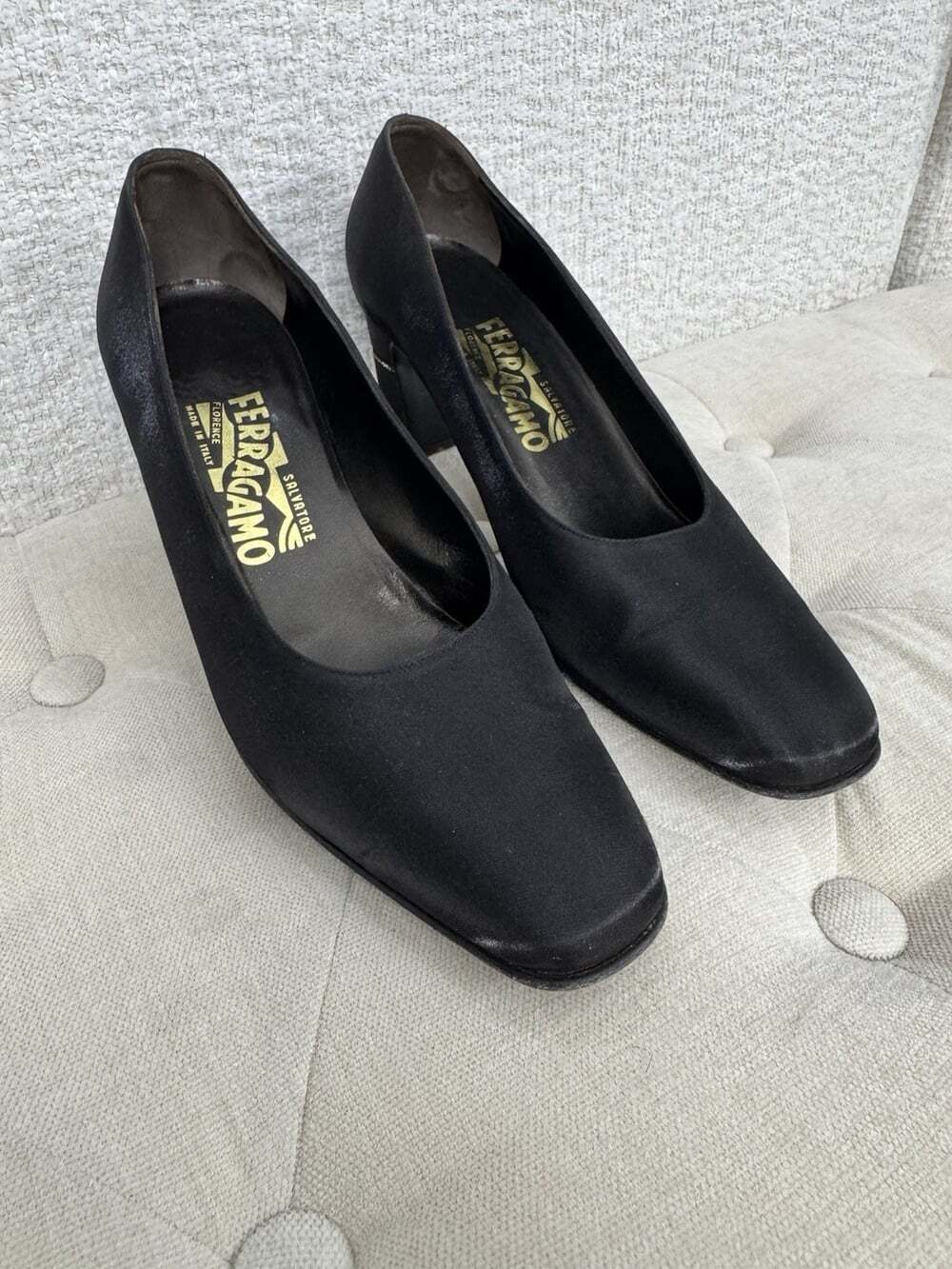 Salvatore Ferragamo 1990s Vintage Black Satin Pumps with Rhinestone Heel Trim S7 - Picture 2 of 15